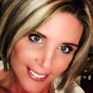 Meet your Posher, Abbey